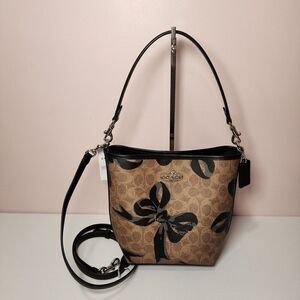 NWT Coach CY651 City Bucket Bag In Signature Canvas With Bow Print Black